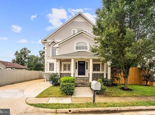 3702 Munson Rd, Falls Church, VA 22041