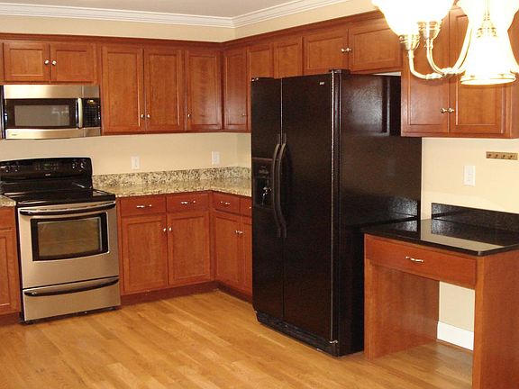 Desk area in Kitchen/granite