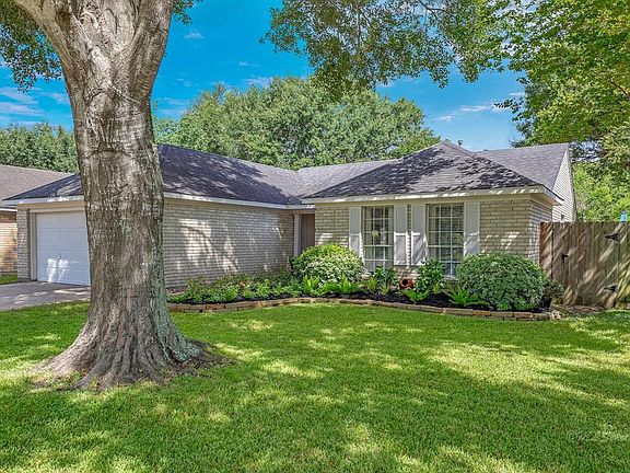 2nd image of 21414 Park Mill Ln