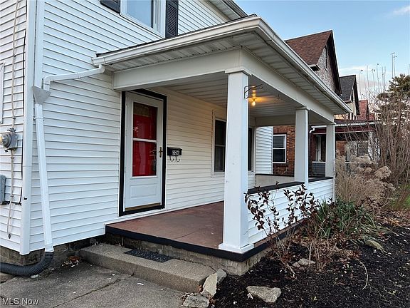 4th image of 326 N Bentley Ave