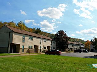 2042 Chatham Park Dr APT 204, Williamsport, PA 17701