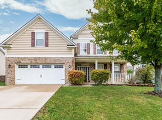 6100 Eagles Nest Blvd, Zionsville, IN 46077