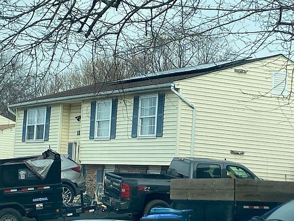 2nd image of 126 N Garfield Rd