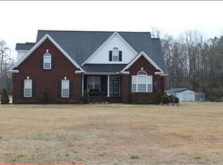 284 Rose Rd, Pikeville, NC 27863