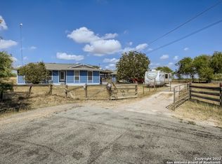 3803 Jim Daniel, Adkins, TX 78101