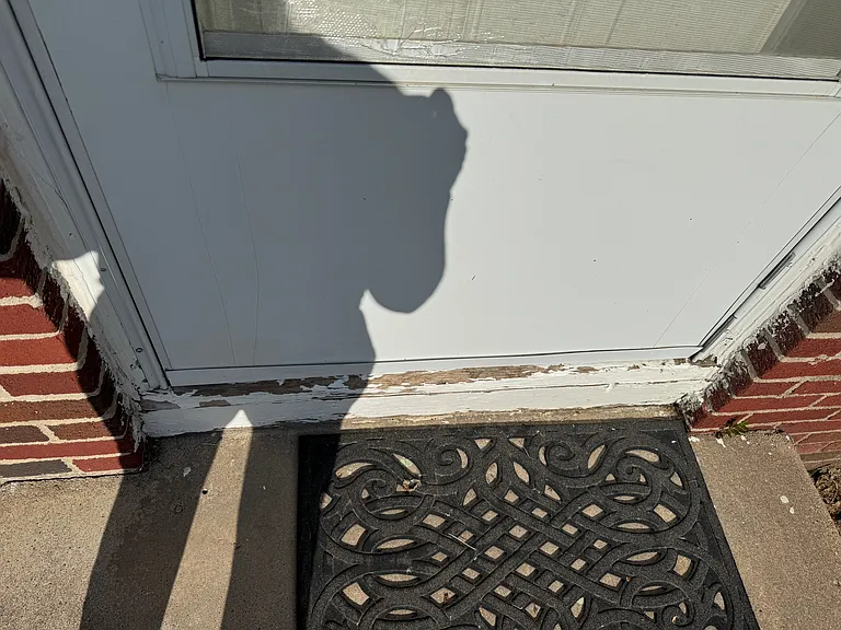 1712 N Belmont Ave — Photo 3