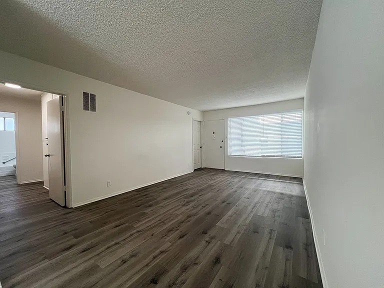 1041 S Corning St #205 — Photo 2