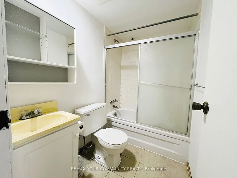 71 Cass Ave #24 — Photo 15