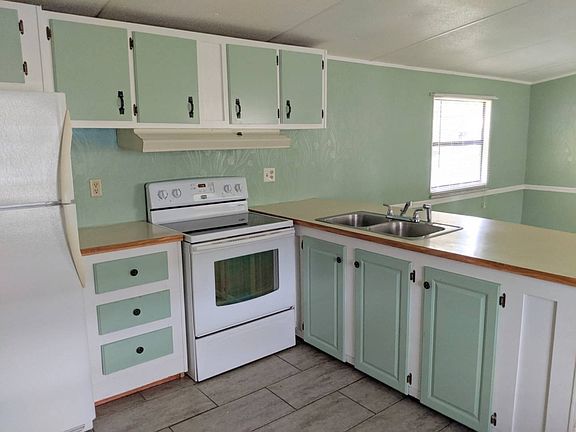5th image of 227 Palm Dr
