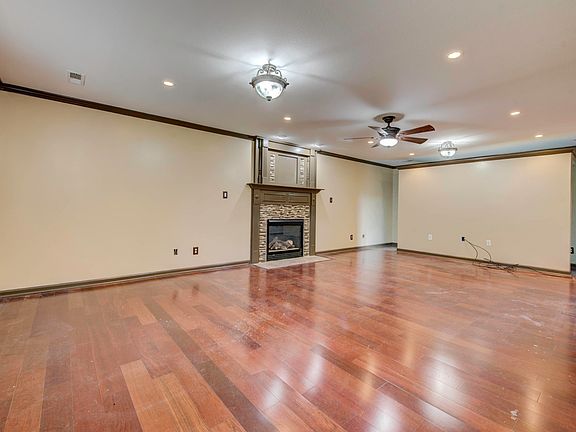 3rd image of 1104 Shearwater Ln