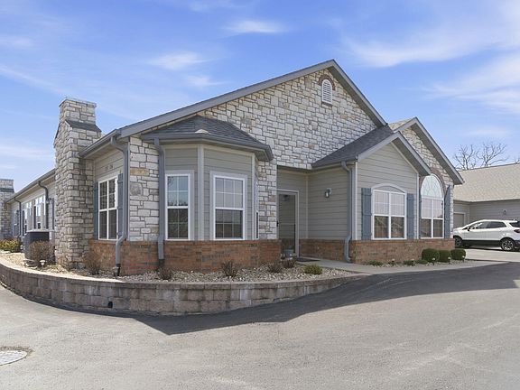 3rd image of 155 Rue De Villas Circle