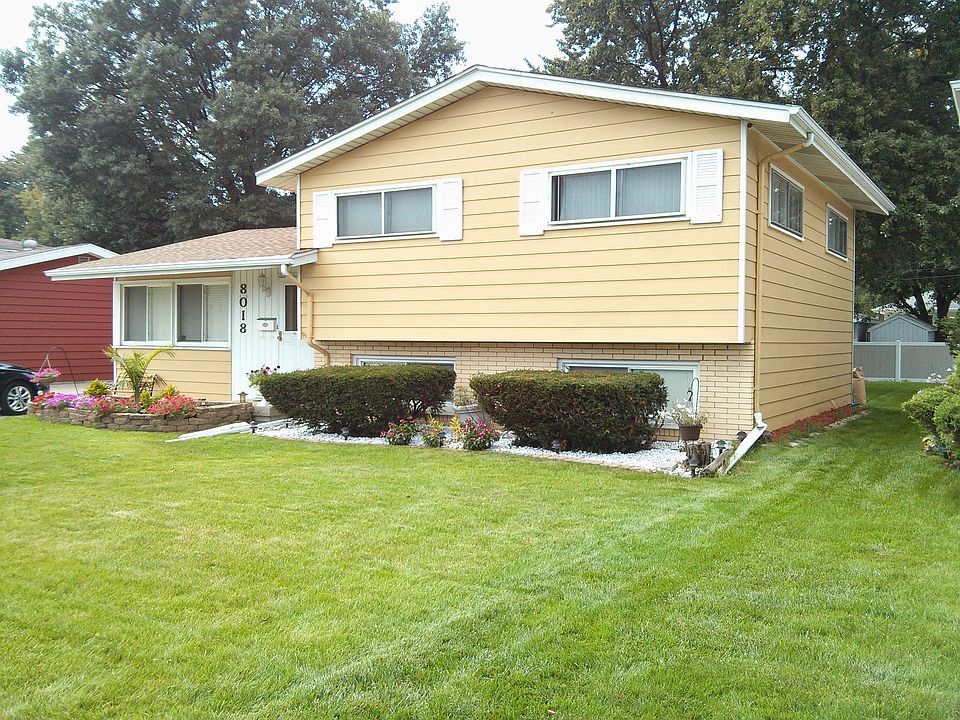 2nd image of 8018 Columbia Ave