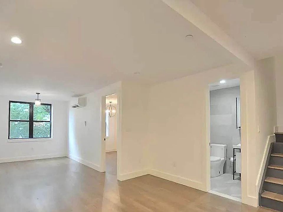 1st image of 828 Saint Johns Pl #4B