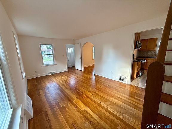 2nd image of 33 Marcroft Street