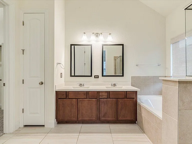 5309 Anaheim Ave — Photo 15