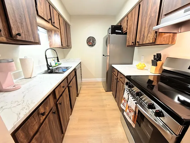 2519 Culver Road Apartments — Photo 14