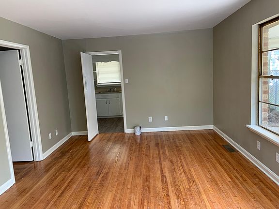 Living Room (opposite view)