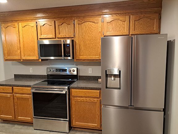 5th image of 10 Mystic Court 3400 Valencia Dr