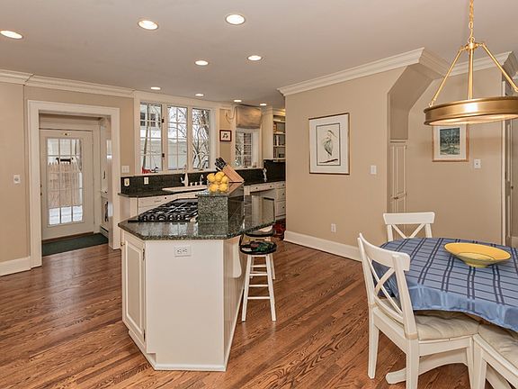 5th image of 17210 Aldersyde Dr