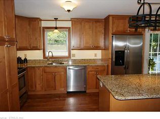 118 Starr St, Norwich, CT 06360
