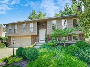 8166 Clearbrook Dr, West Chester, OH 45069
