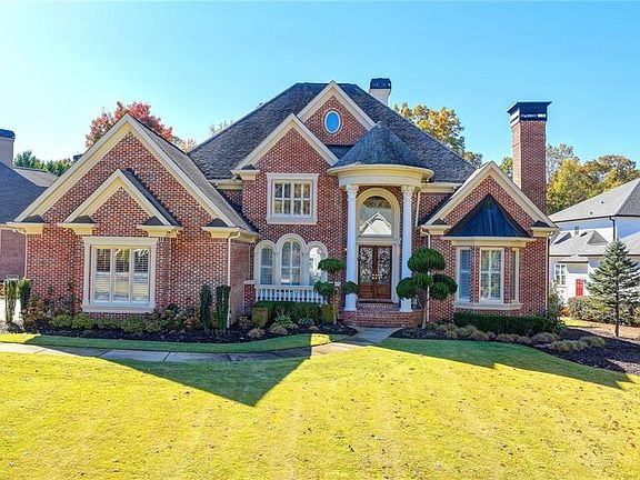 3rd image of 6680 Sunbriar Dr