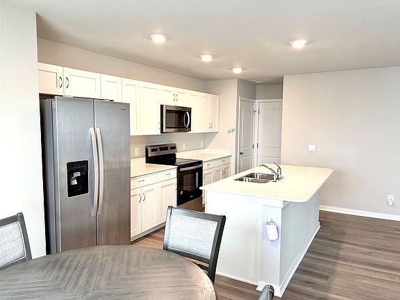 4th image of 4226 NE Mongoose Ln