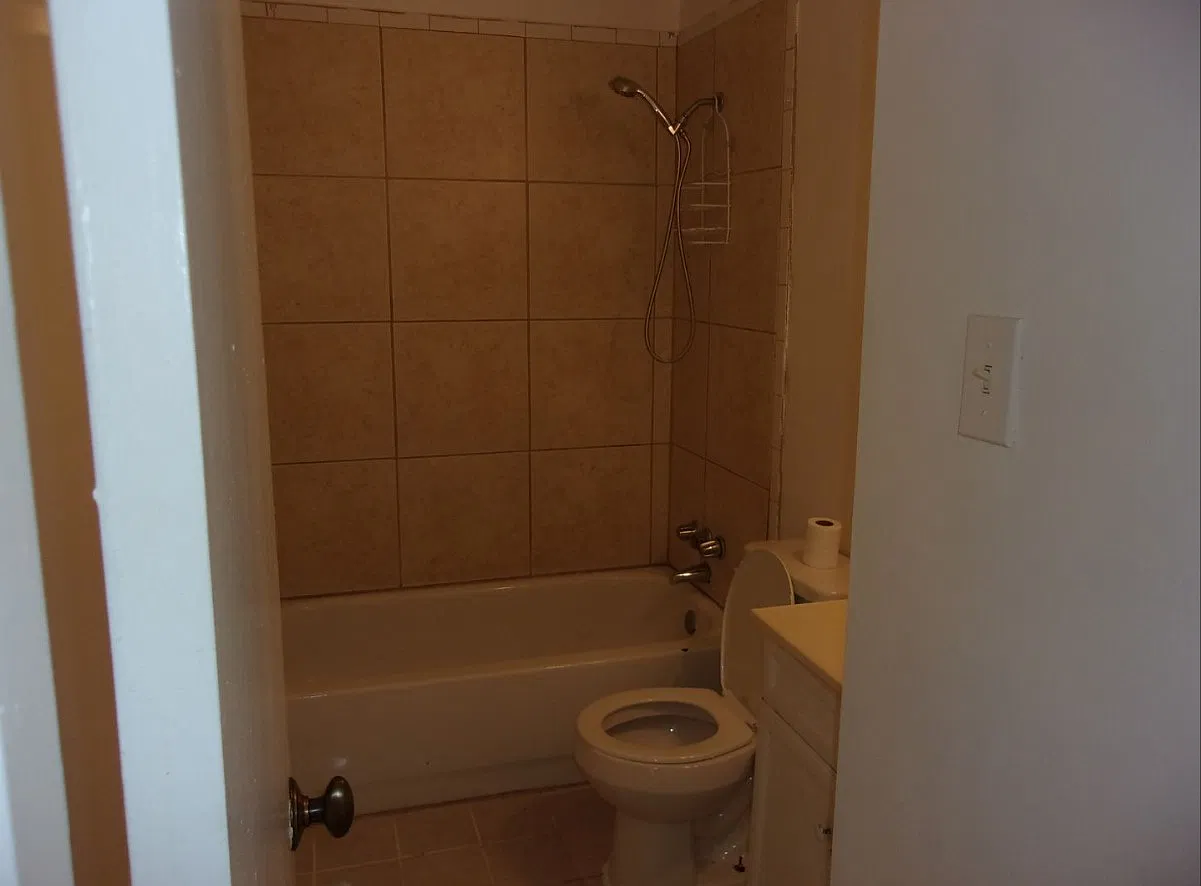 3 bed, 1325 sqft, $1,250 — Photo 4