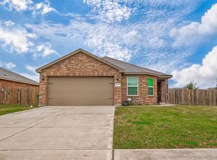 9915 Garnet Grove Dr, Iowa Colony, TX 77583