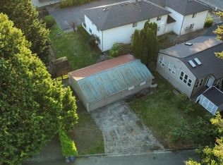 17511 113th Ave NE, Bothell, WA 98011