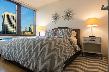 Rented by R New York