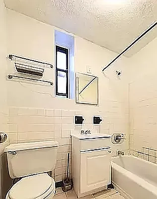 Rented by Urban Pads | media 4