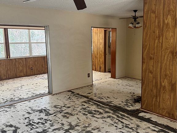 3rd image of 3953 S Fernpark Ter