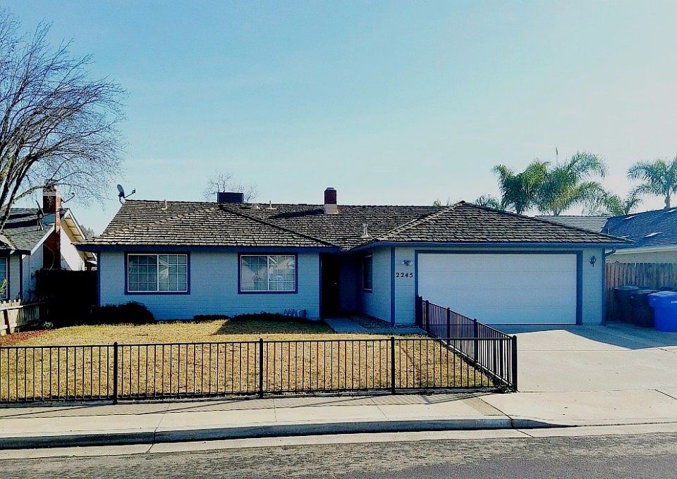 1st image of 2245 Fernwood Dr