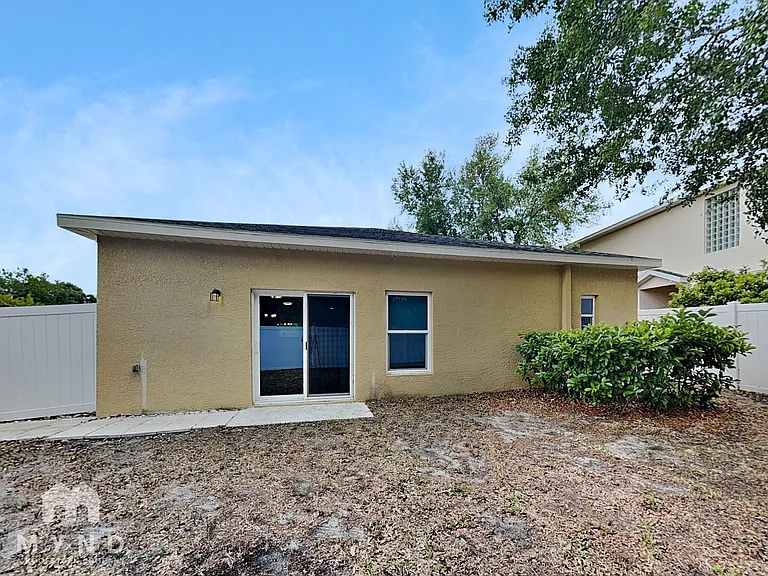 7951 Harbor Bridge Blvd — Photo 15