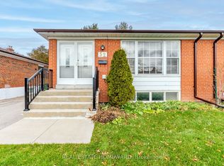 52 Clydesdale Dr, Toronto, ON M2J 3N2