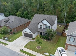 7106 Kingsbridge Ln, Owens Cross Roads, AL 35763