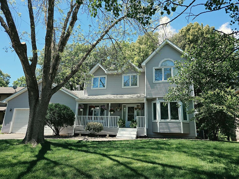 1st image of 8237 Orchid Ln N