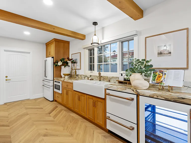 3335 E Ocean Blvd — Photo 74