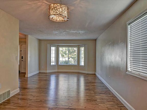 4th image of 3425 W 21st Ave