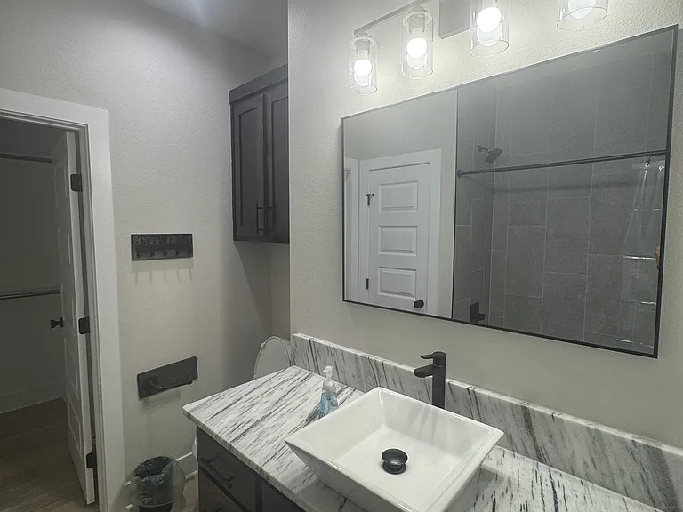3019 Waco St — Photo 3