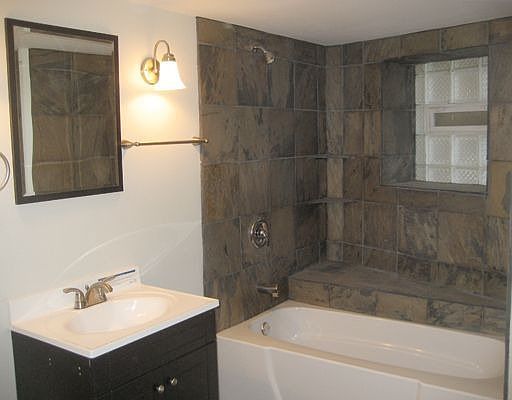 1st image of 3243 W Evergreen Ave #G