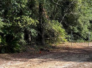 1 Hill St, Defuniak Springs, FL 32435