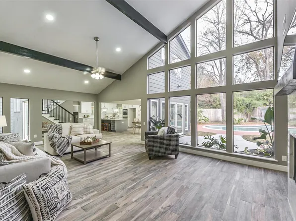 211 Big Hollow Ln, Houston, TX 77042