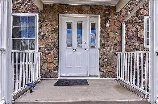 3 bed, 2.5 bath, 1696 sqft, $3,250 — Photo 4