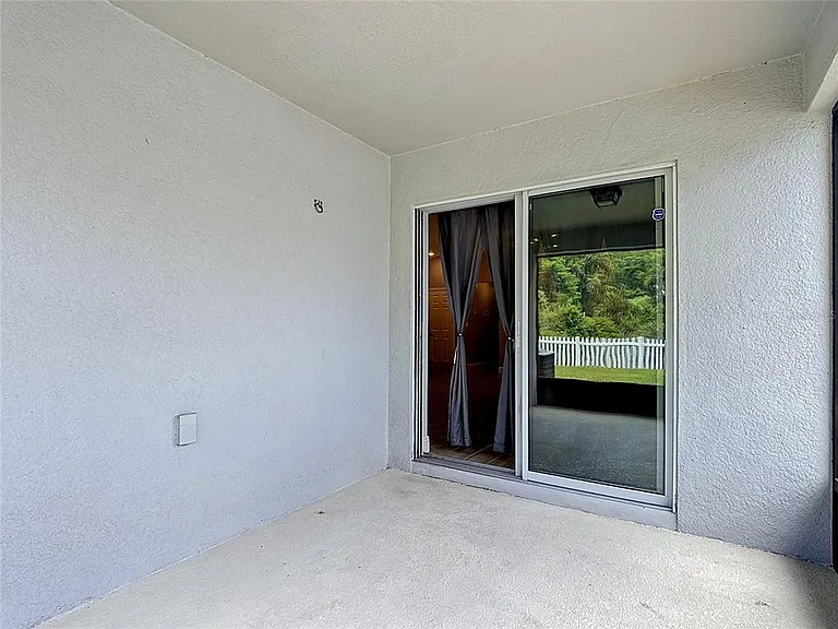 3040 Lakes Crest Ave — Photo 8