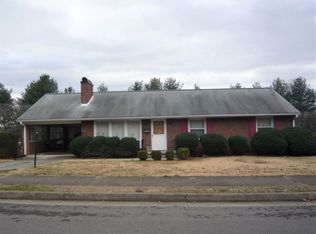 3724 Greenland Ave NW, Roanoke, VA 24012