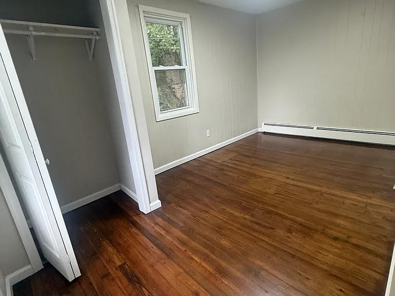 315 Maffett St #319 — Photo 7