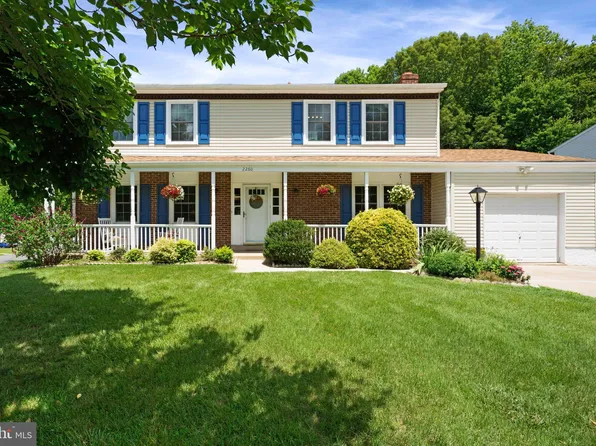 2260 Jennings St, Woodbridge, VA 22191