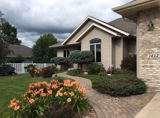 1432 Pine St, Onalaska, WI 54650